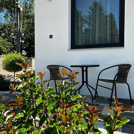 Th-Lux Apartman Hajduszoboszlo Bagian luar foto
